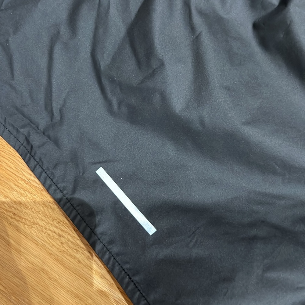 The North Face NWT black running shorts 3X❤️🚴♀️ - Picture 10 of 10